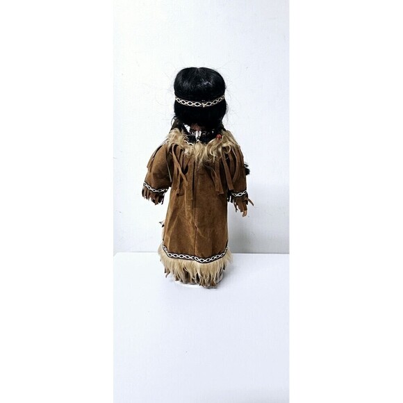 CATHAY COLLECTION Limited Item 752-5000 Native American Doll With Stand  16.5 In - Picture 7 of 10